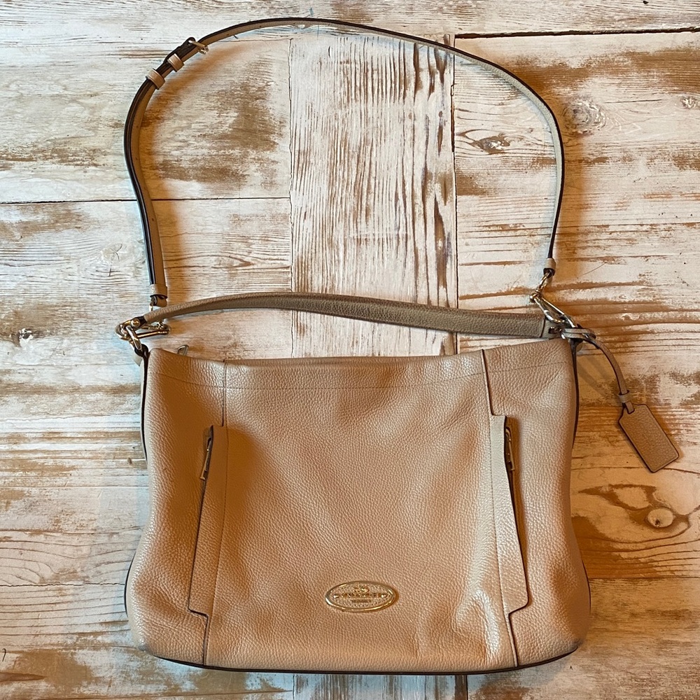 Authentic Coach Pebbled Leather Crossbody Bag